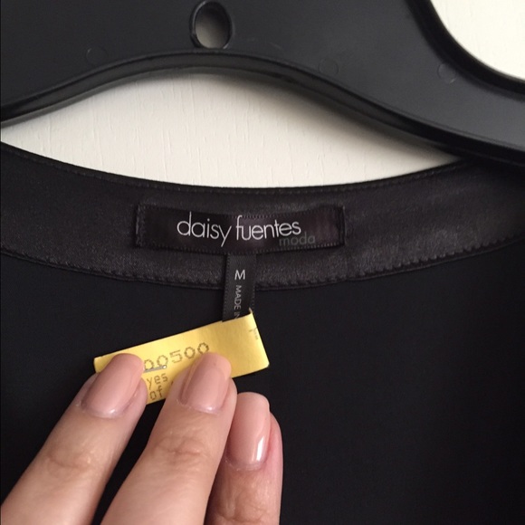 Daisy Fuentes little black dress - Picture 2 of 4